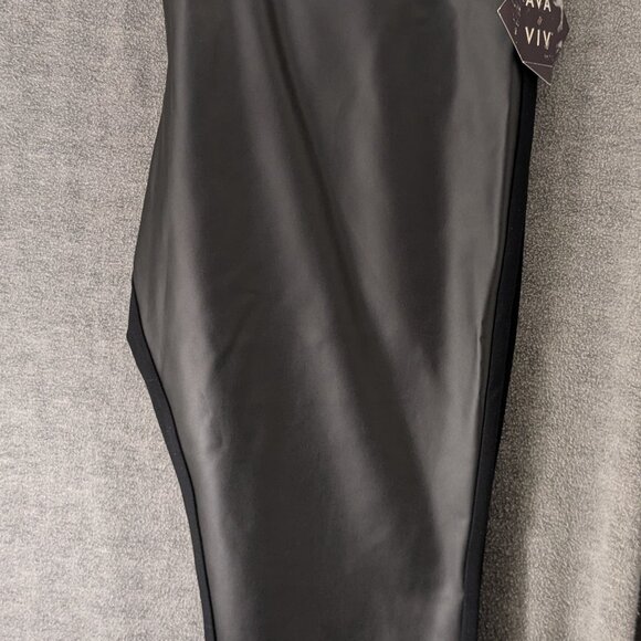 New! Plus Size 3x Pleather Front Black Pants - Picture 2 of 7